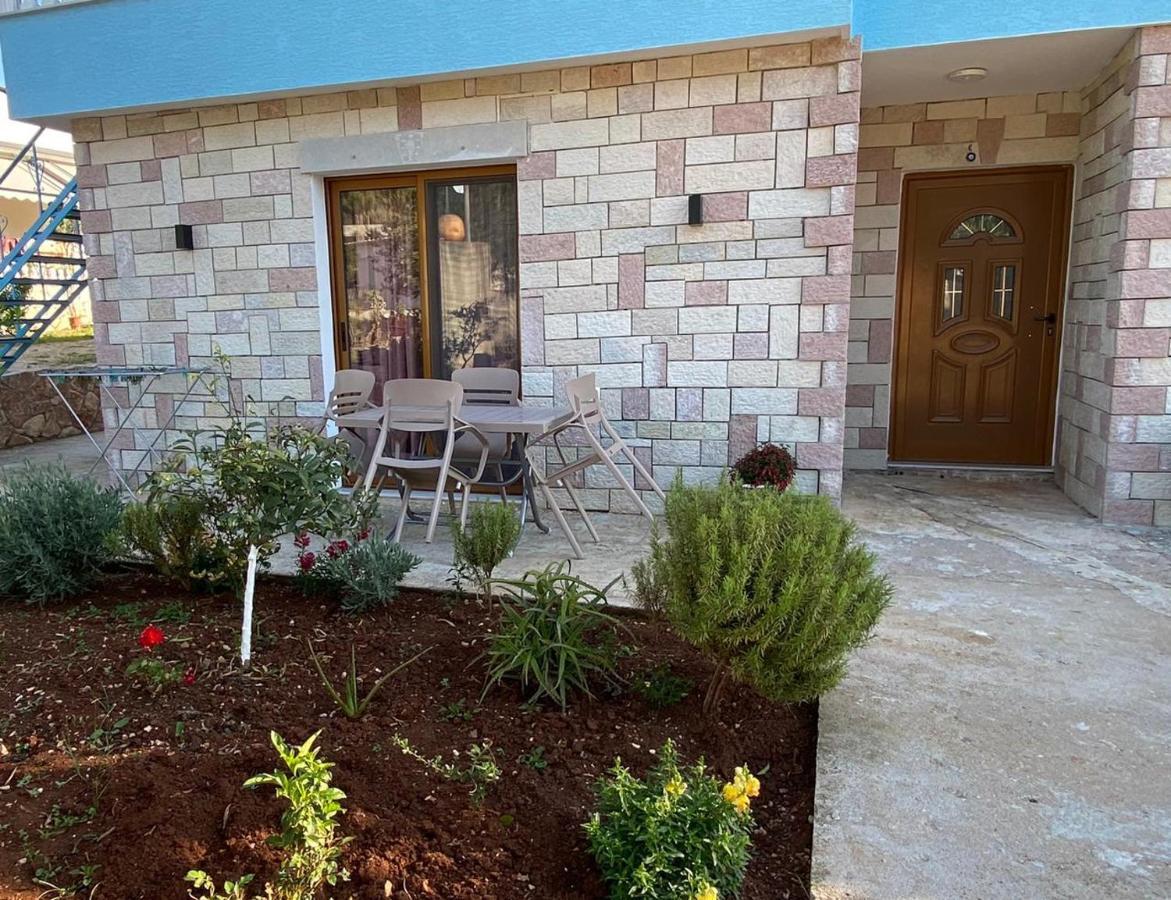 Dosti Apartment Ksamil Bagian luar foto