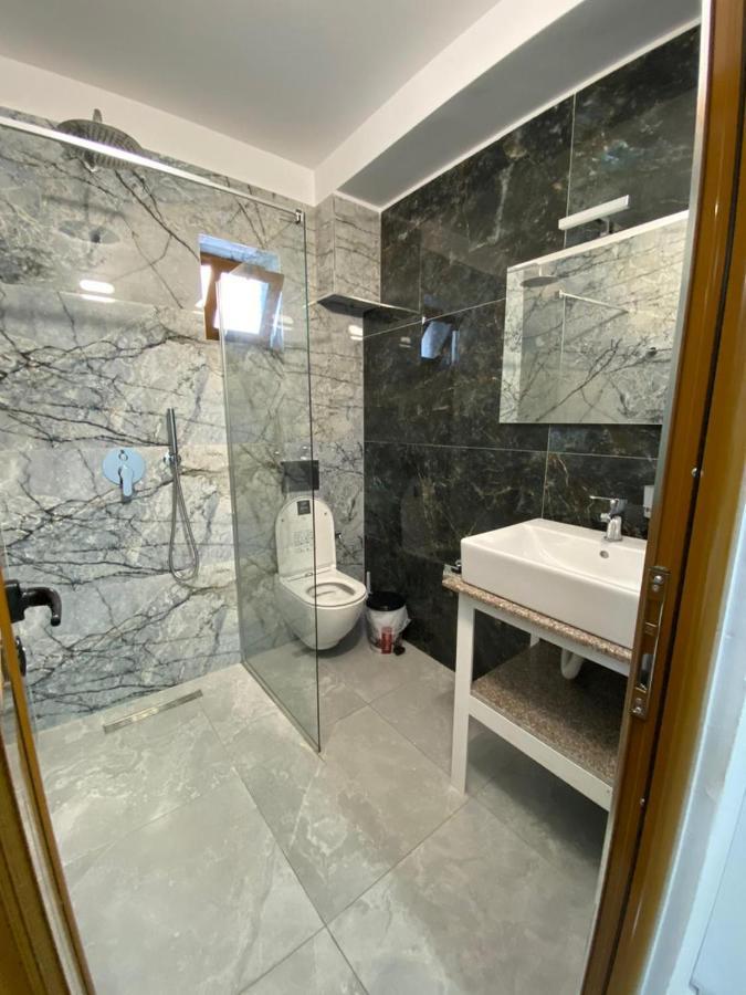 Dosti Apartment Ksamil Bagian luar foto