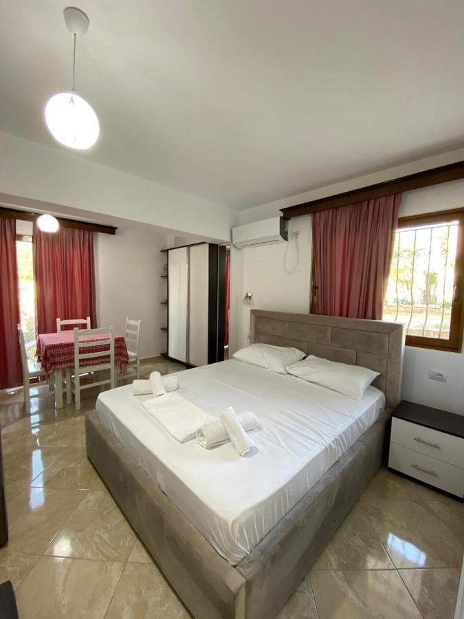 Dosti Apartment Ksamil Bagian luar foto