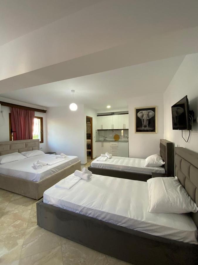 Dosti Apartment Ksamil Bagian luar foto